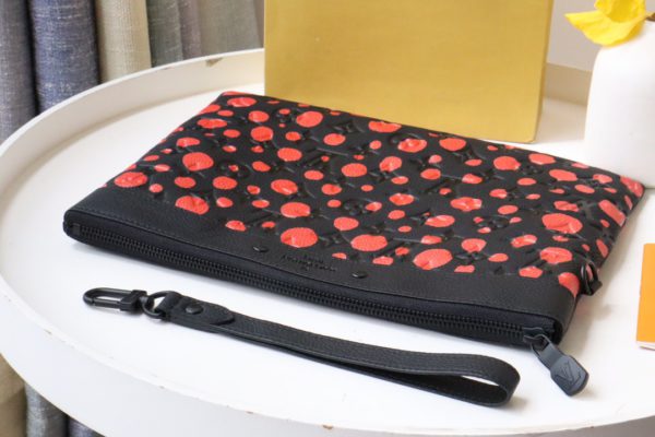Louis Vuitton New Pochette To-Go Clutch Bag - Black/Red - Image 5