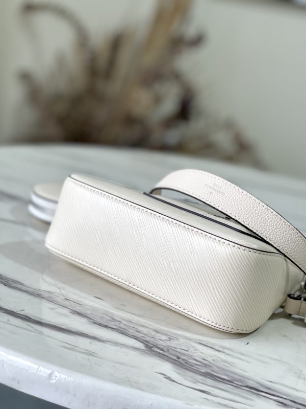 Louis Vuitton Marellini Handbag - White - Image 2