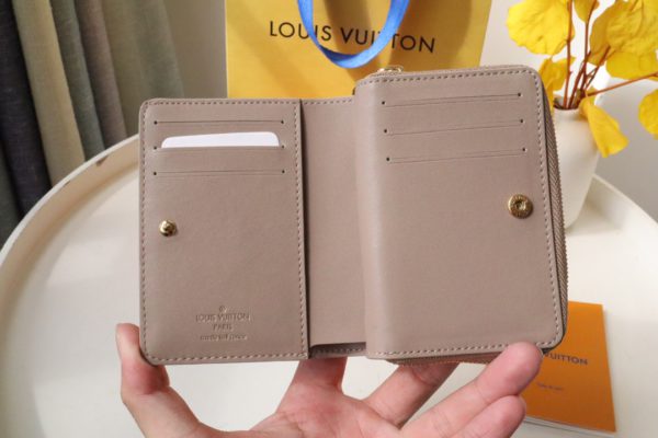 Louis Vuitton Lou Coussin Wallet - Cream - Image 3