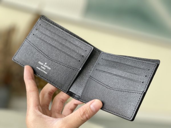 Louis Vuitton Saffiano Grey Slender Wallet - Image 5