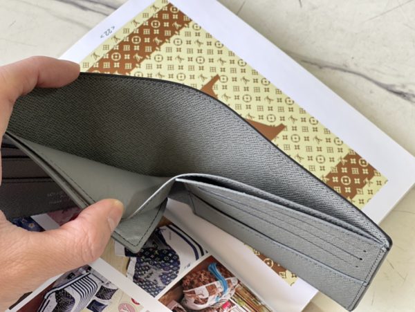 Louis Vuitton Saffiano Green Slender Wallet - Image 3