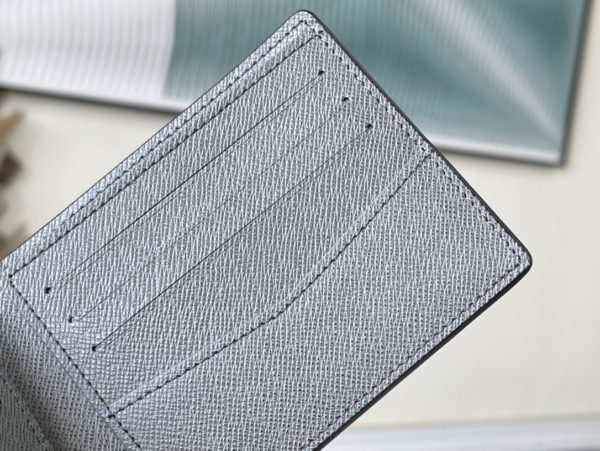 Louis Vuitton Saffiano Green Slender Wallet - Image 7