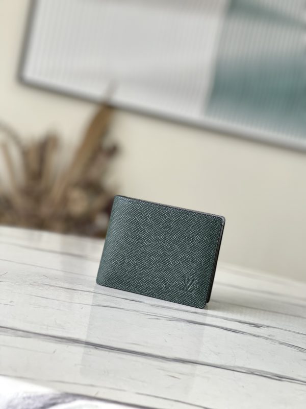 Louis Vuitton Saffiano Green Slender Wallet - Image 8