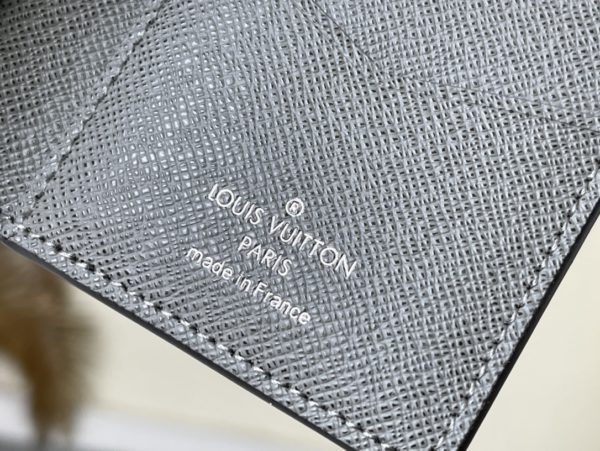 Louis Vuitton Cross Pattern Green Pocket Wallet - Image 4