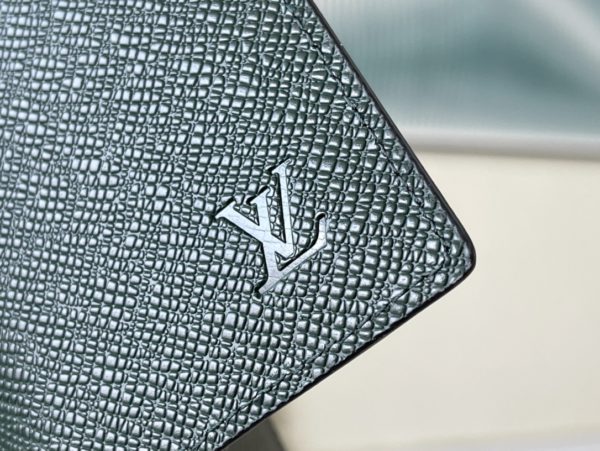 Louis Vuitton Cross Pattern Green Pocket Wallet - Image 5