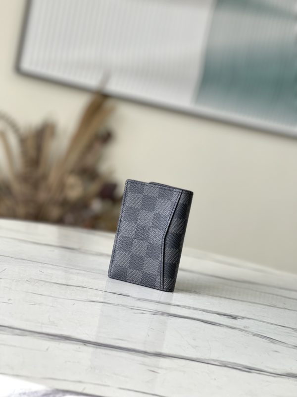 Louis Vuitton E-Generation Wallet - Image 9