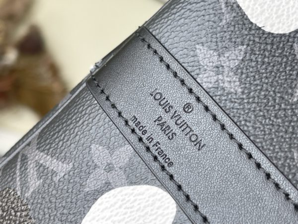 Louis Vuitton YK Keepall 55 Travel Bag - Image 9