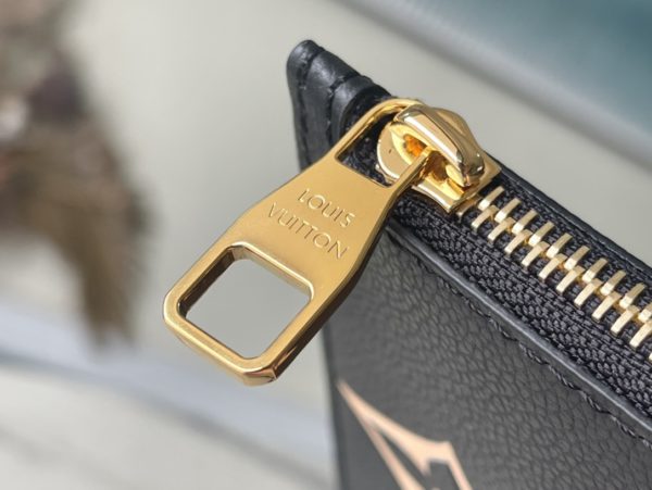 Louis Vuitton Neverfull Medium-Sized Handbag - Image 5