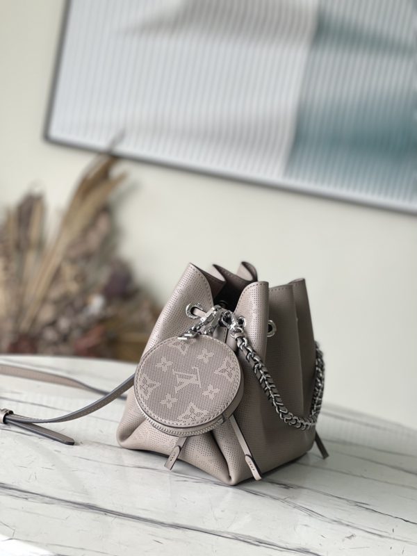 Louis Vuitton Bella Bucket Bag - Gray - Image 4