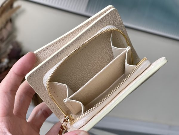 Louis Vuitton Portefeuille Claire Wallet - Image 5