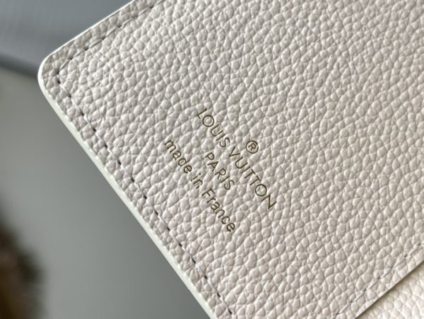 Louis Vuitton Portefeuille Claire Wallet - Image 7