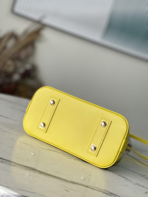 Louis Vuitton Alma BB HandBag - Image 6