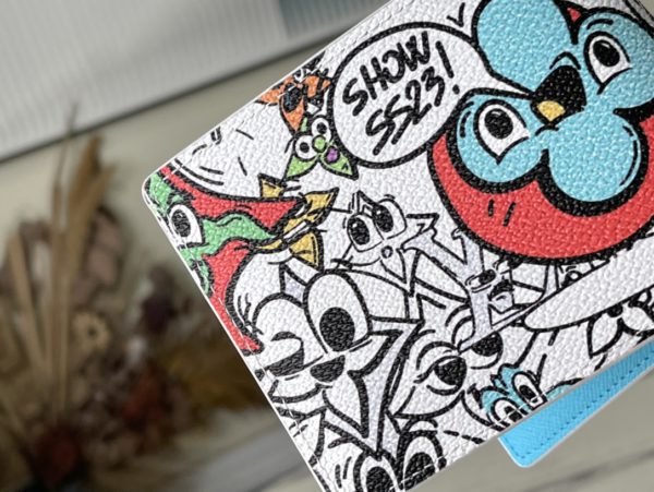 Louis Vuitton Monogram Comics Pocket Wallet - Image 3