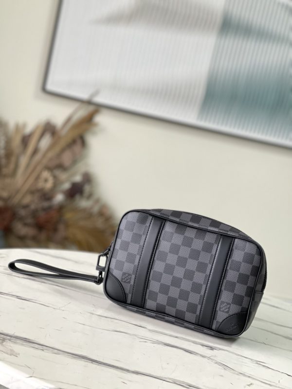 Louis Vuitton Pochette Kasai Clutch - Black Grid