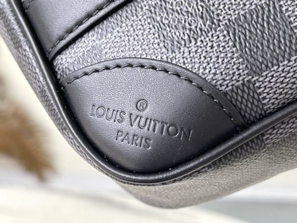 Louis Vuitton Pochette Kasai Clutch - Black Grid - Image 7