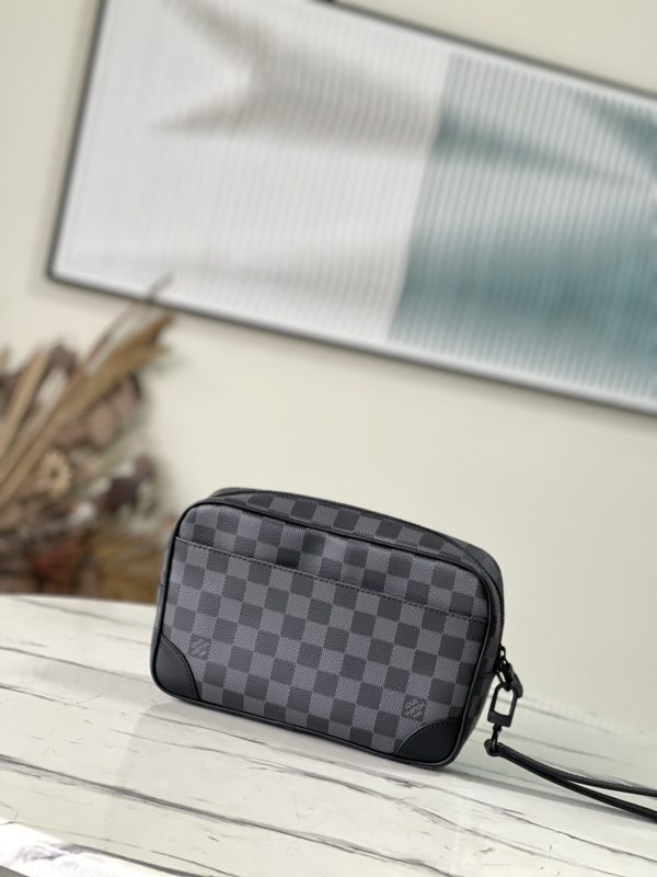 Louis Vuitton Pochette Kasai Clutch - Black Grid - Image 9