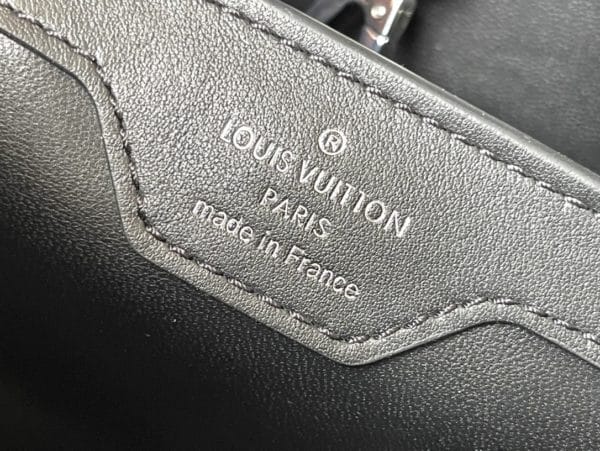 Louis Vuitton Plain Silver Buckle Medium Handbag - Image 4
