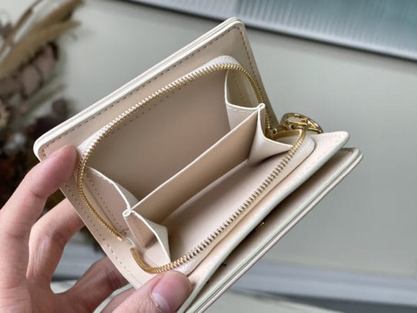 Louis Vuitton Debut Cléa Wallet - Image 7