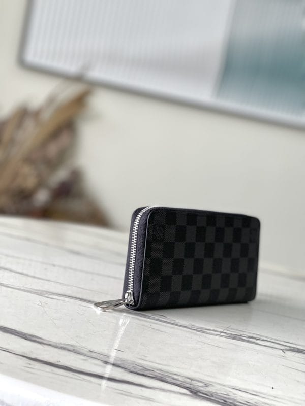 Louis Vuitton Haig Zippy Vertical Wallet - Image 7