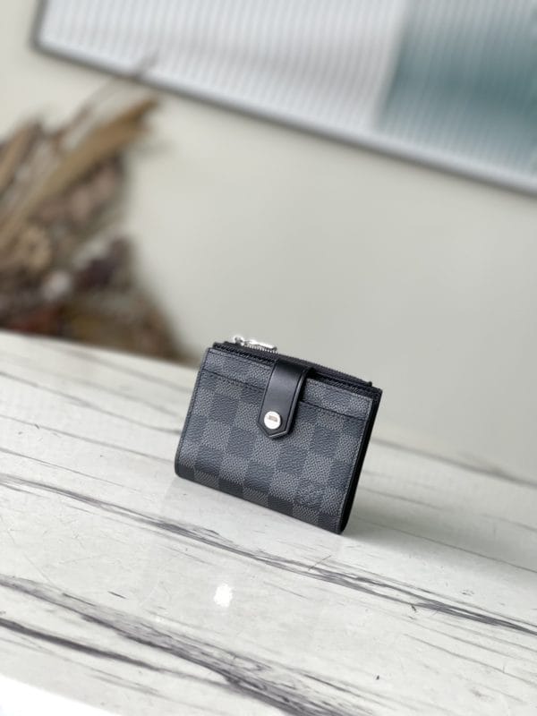 Louis Vuitton Haig Victorinem Wallet
