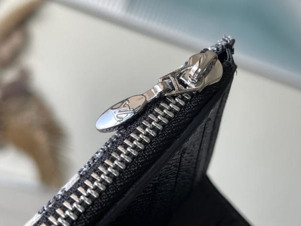 Louis Vuitton Victorine Wallet - Image 5