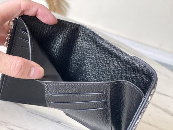 Louis Vuitton Victorine Wallet - Image 6