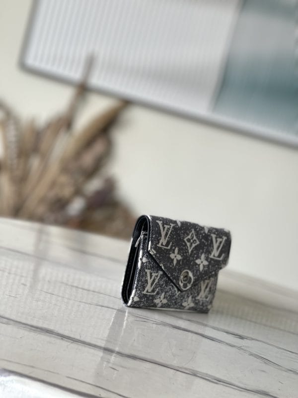 Louis Vuitton Victorine Wallet - Image 3