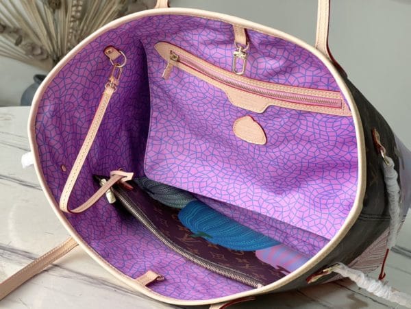 Louis Vuitton Neverfull Medium Handbag - Image 2
