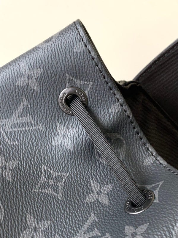 Louis Vuitton Black Flower Leather - Image 9