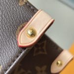 Louis Vuitton ONTHEGO Handbag - Image 8