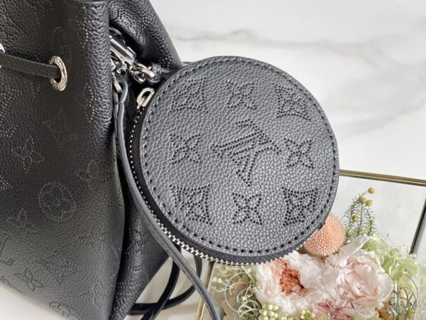 Louis Vuitton Bella Bucket Bag - Black - Image 2