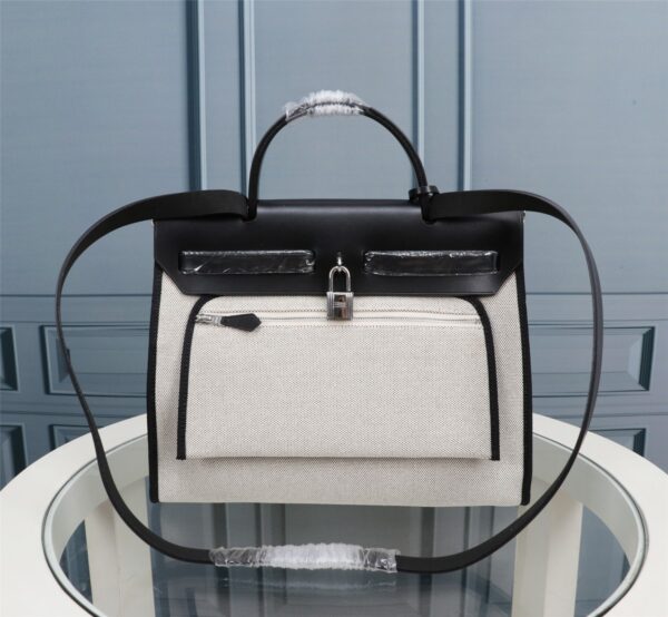 Hermes Dark Horse Inside Seam Cloth Bag - Black - Image 4