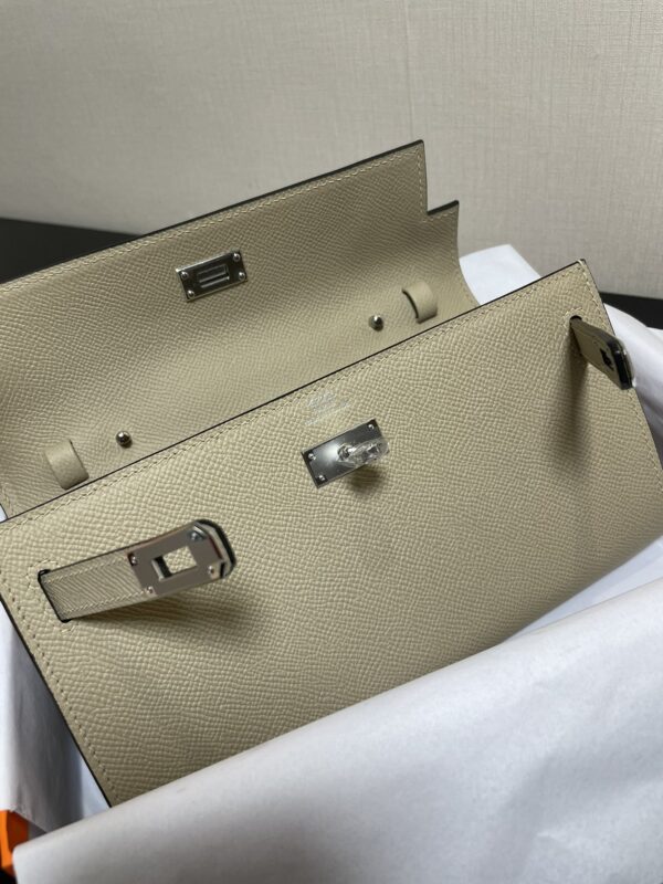 Hermes Kelly Crossbody Bag - Light Gray - Image 4
