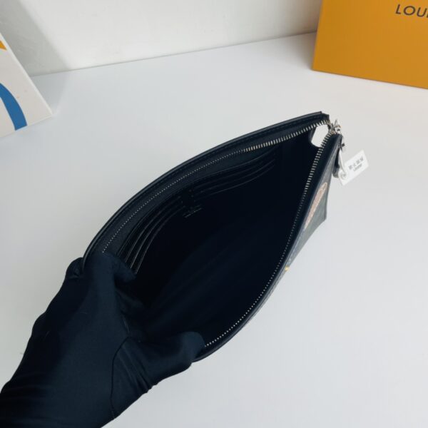Louis Vuitton Pochette Voyage MM Bag - Image 2