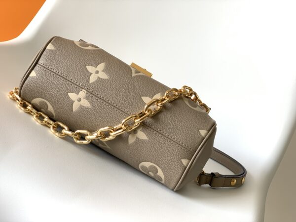 Louis Vuitton Monogram Favorite Handbag - Beige - Image 3