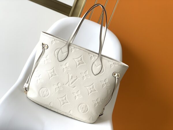Louis Vuitton Neverfull Medium Shopping Bag – White - Image 4
