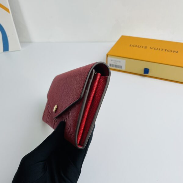 Louis Vuitton Monogram Envelope Style Sarah Wallet - Red - Image 4