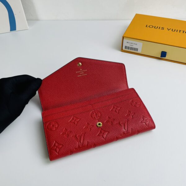 Louis Vuitton Monogram Envelope Style Sarah Wallet - Red - Image 3