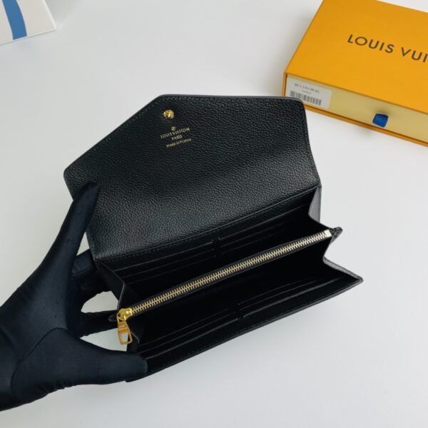 Louis Vuitton Monogram Envelope Style Sarah Wallet - Black - Image 2
