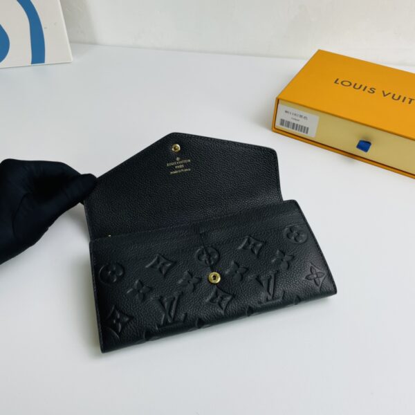 Louis Vuitton Monogram Envelope Style Sarah Wallet - Black - Image 3