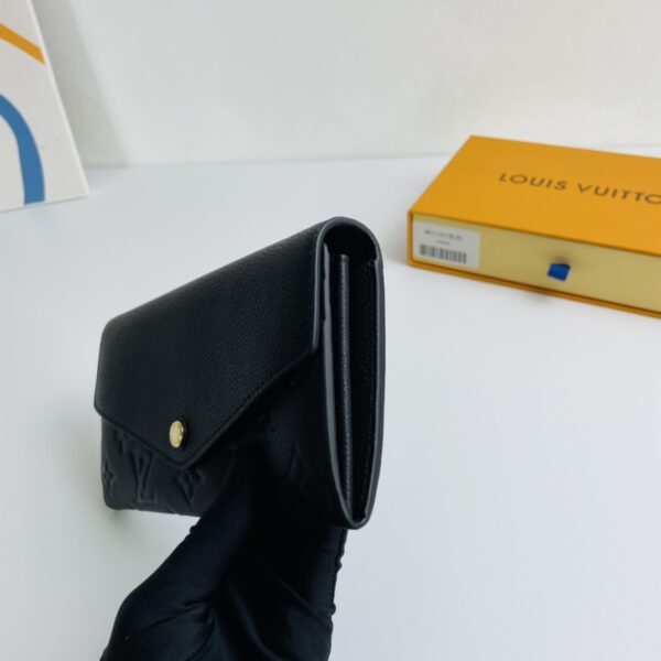 Louis Vuitton Monogram Envelope Style Sarah Wallet - Black - Image 4