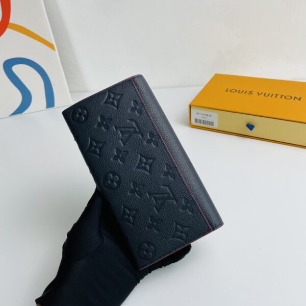 Louis Vuitton Monogram Envelope Style Sarah Wallet - Blue - Image 5