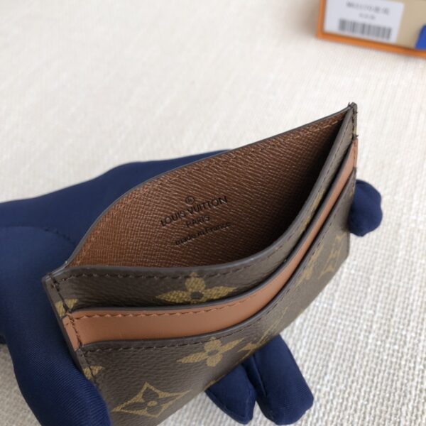 Louis Vuitton Presbyopia Monogram Eclipse Card Holder - Image 2
