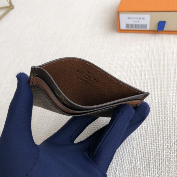 Louis Vuitton Presbyopia Monogram Eclipse Card Holder - Image 3