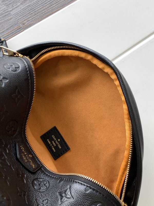 Louis Vuitton Bumbag Chest Bag - Black - Image 2