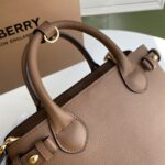 Burberry Banner Tote House Plaid Medium Handbag - Brown - Image 5