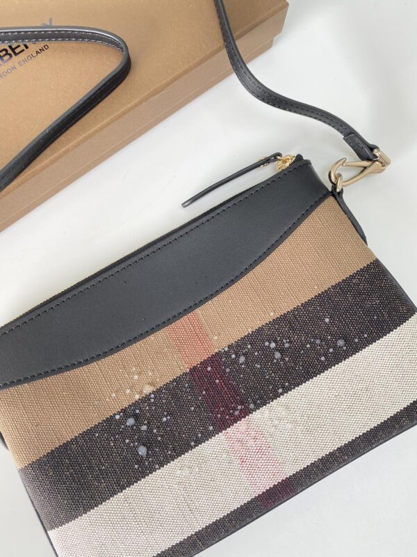 Burberry House Check Crossbody Clutch Bag - Image 5