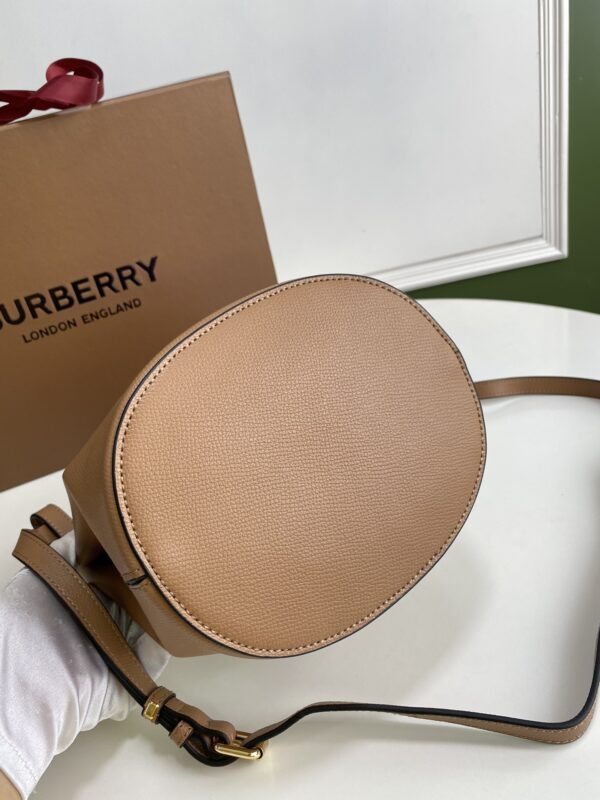 Burberry Women's One Shoulder Messenger Bag - Brown - Image 4