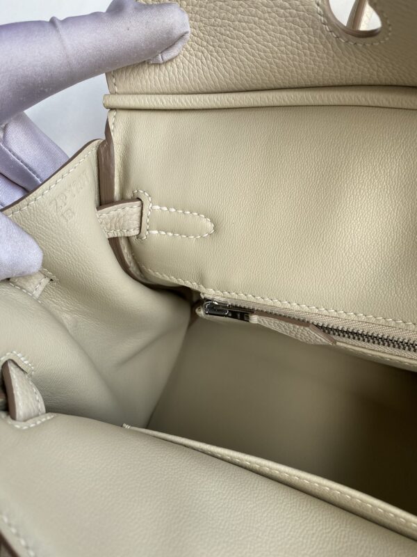 Hermes Birkin Hand-Stitched Handbag - Silver (Silver Buckle) - Image 2