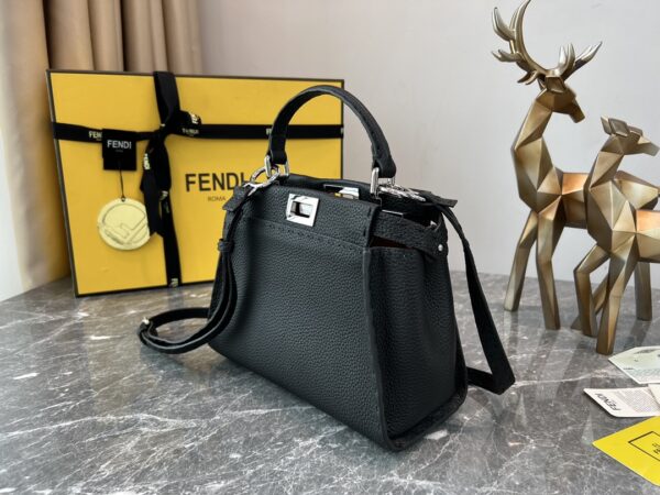 Fendi Peekaboo Handbag - Black - Image 5